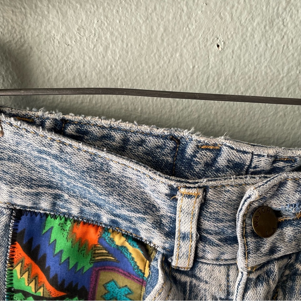 Watch LA | Vintage 80s 90s Curvy Acid-Washed Patchwork Cut-Out Skinny Jeans - Picture 11 of 17